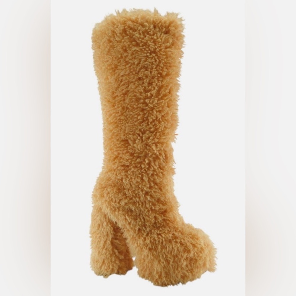 Lemon drop Privileged Chic Tan Faux Fur Platform Boots